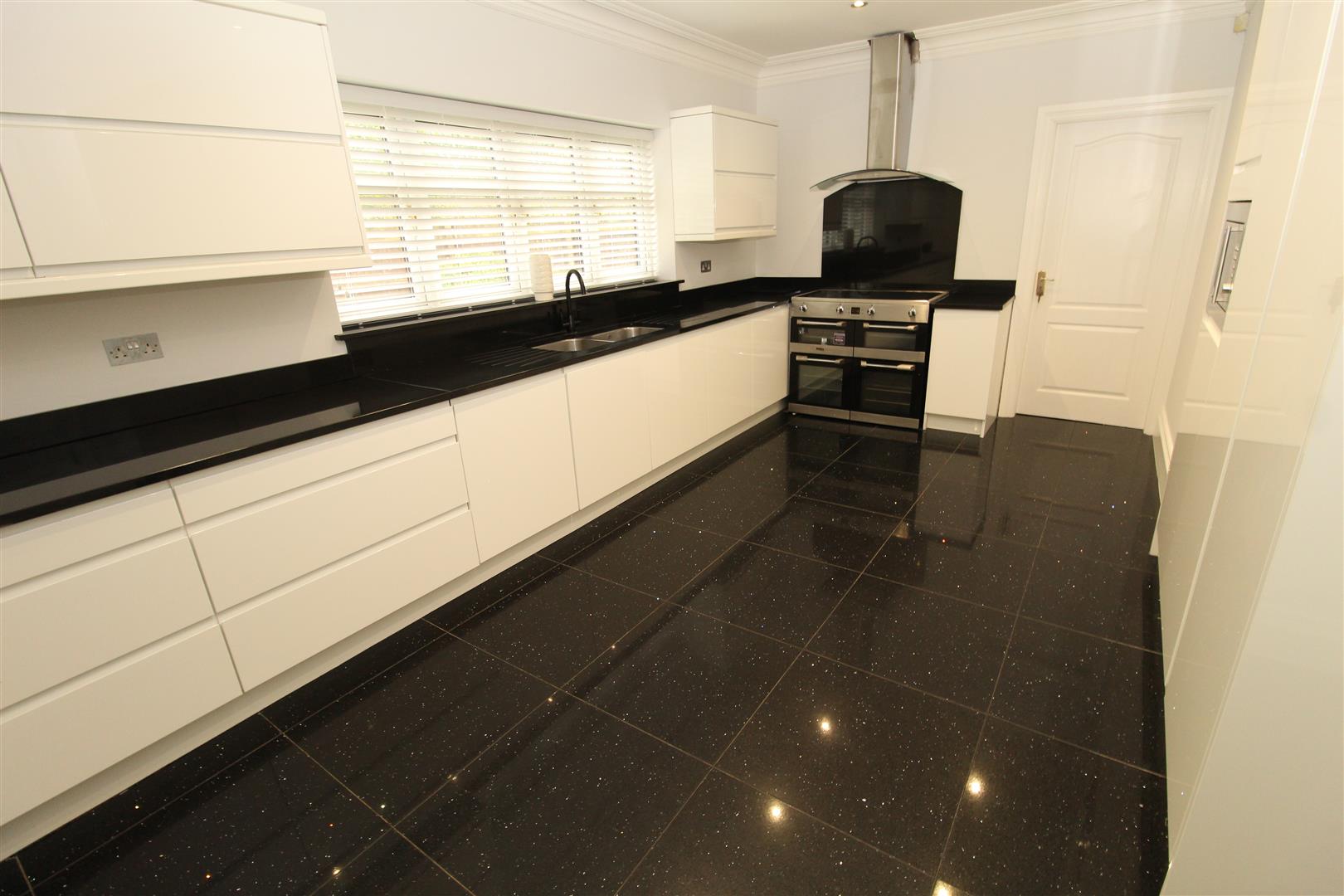 Property Details Estate Agents, Aintree, Liverpool Grosvenor